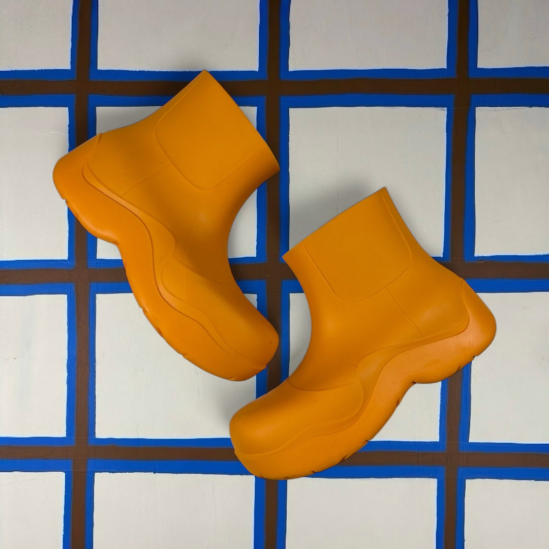 Bottega Veneta Rubber Boots (sz9)