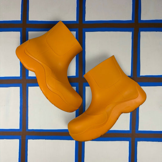 Bottega Veneta Rubber Boots (sz9)